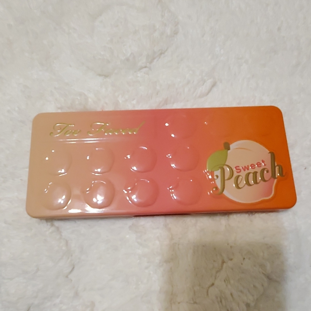 Too Faced Sweet Peach Palette